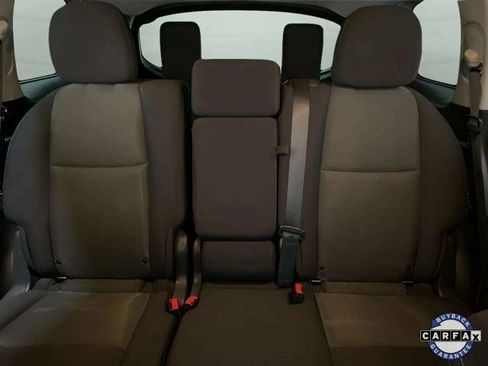 Used 2019 Nissan Pathfinder SV image 74