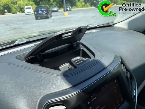 Certified 2019 Jeep Cherokee Latitude w/ Popular Appearance Group FWD image 69