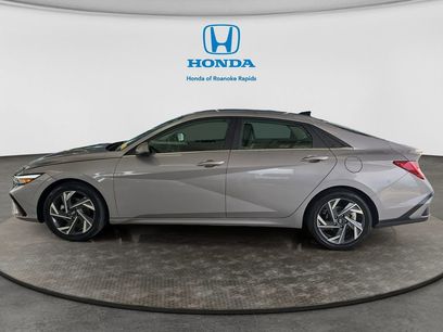 Used 2025 Hyundai Elantra Limited