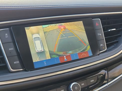 Used 2019 Buick Enclave Avenir w/ Avenir Technology Package image 23