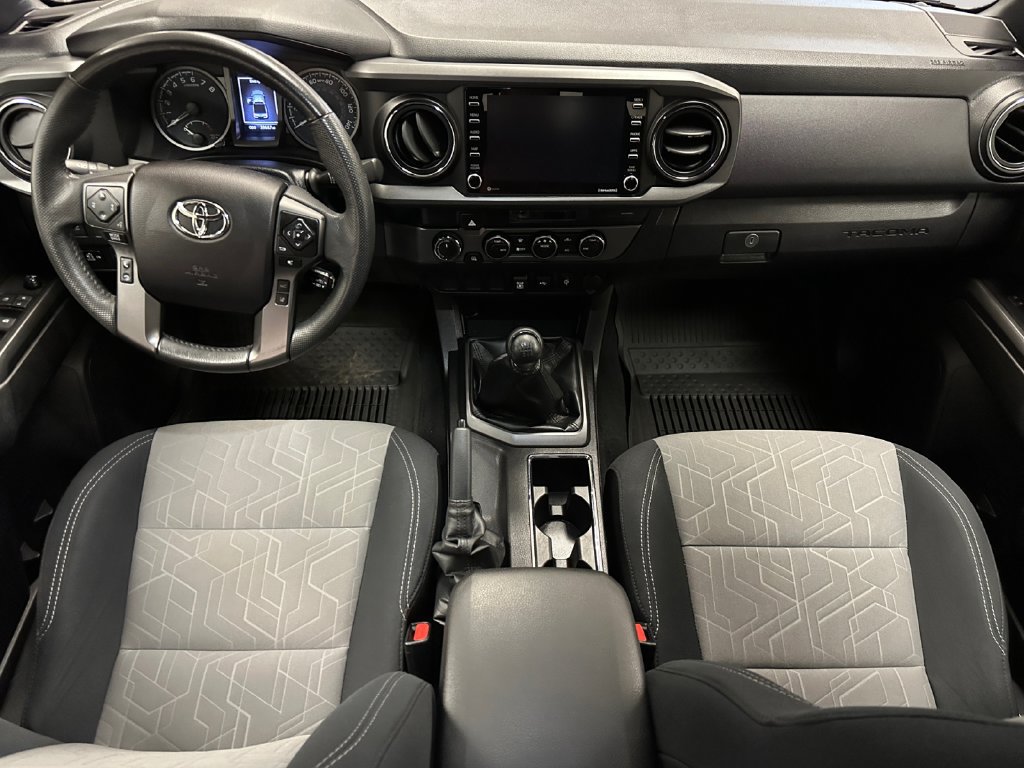 Used 2021 Toyota Tacoma TRD Off-Road AWD/4WD image 2