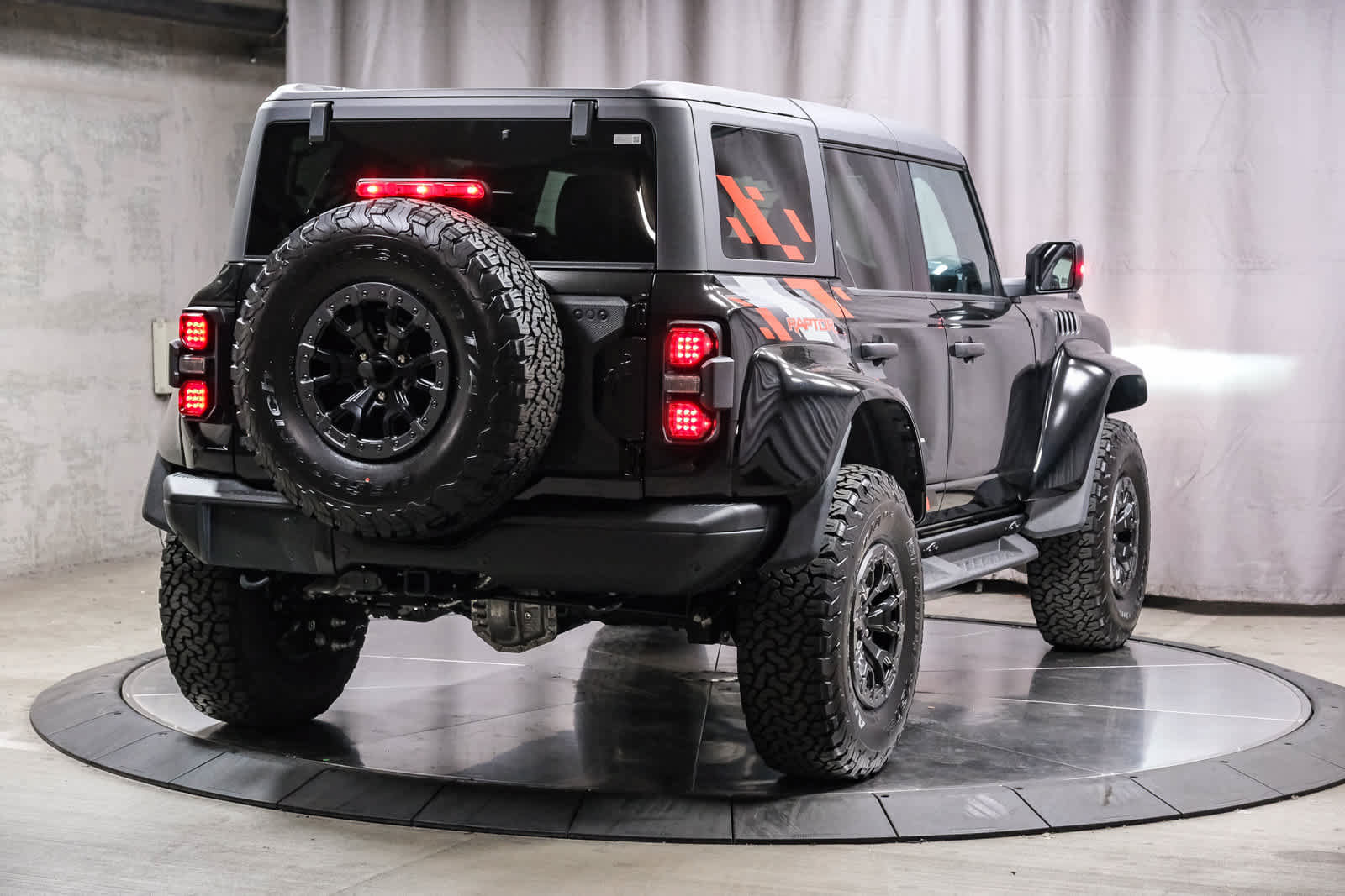 Used 2024 Ford Bronco Raptor AWD/4WD image 4