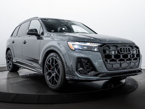 New 2026 Audi SQ7 Prestige image 2