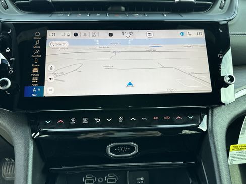 New 2026 Jeep Grand Cherokee Altitude image 7