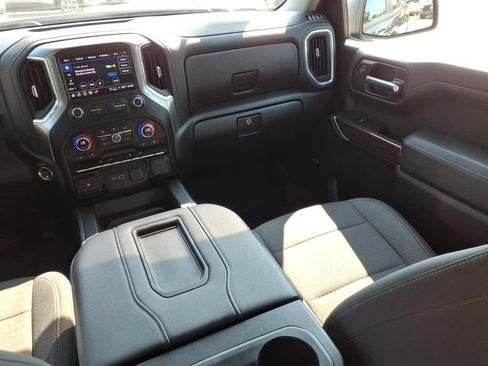 Used 2021 Chevrolet Silverado 1500 LT Trail Boss w/ Convenience Package II AWD/4WD image 19