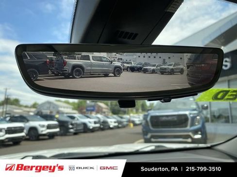 Certified 2022 GMC Acadia Denali w/ Denali Technology Package AWD/4WD image 43