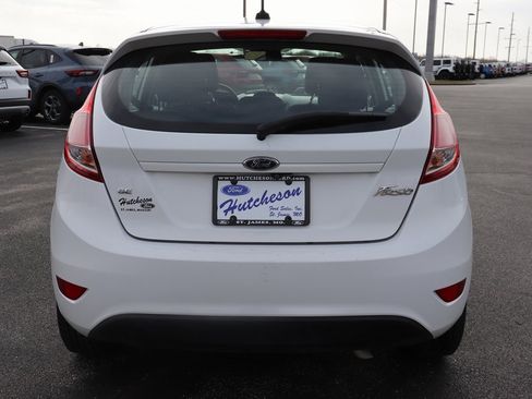 Used 2019 Ford Fiesta SE image 7