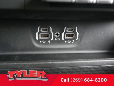 Used 2023 RAM 1500 Big Horn AWD/4WD image 36