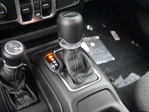 New 2026 Jeep Gladiator Sport image 23