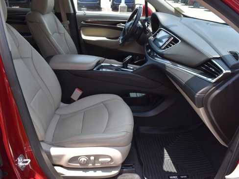 Used 2020 Buick Enclave Essence AWD/4WD image 69