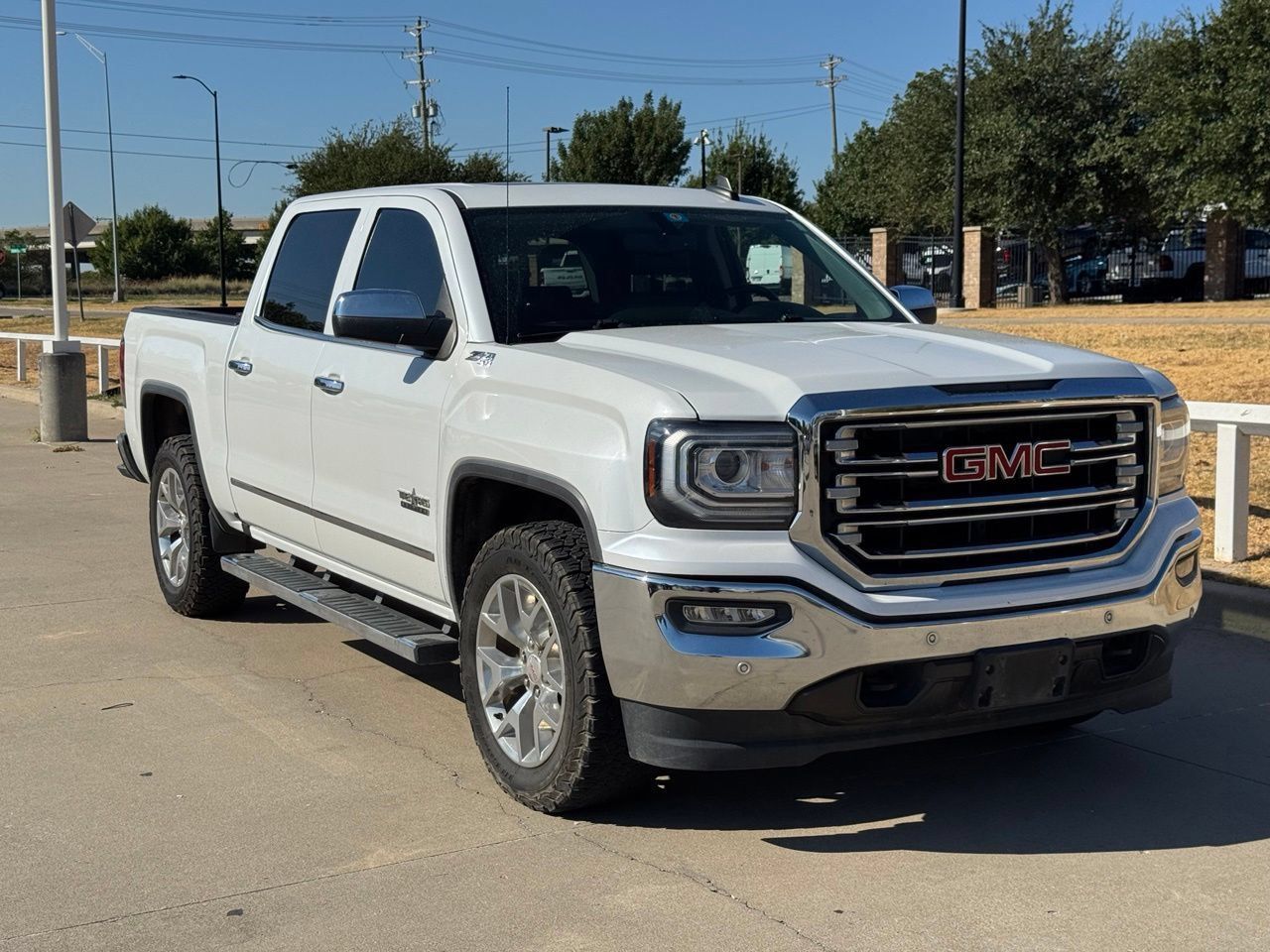 Used 2018 GMC Sierra 1500 SLT w/ Texas SLT Premium Package AWD/4WD image 1