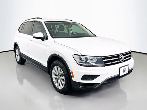 Used 2020 Volkswagen Tiguan S FWD image 3