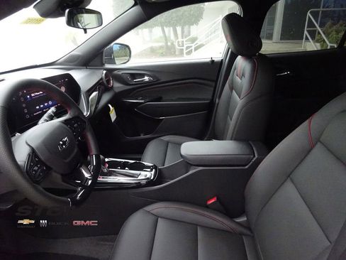 New 2026 Chevrolet Trax RS w/ Driver Confidence Package image 13