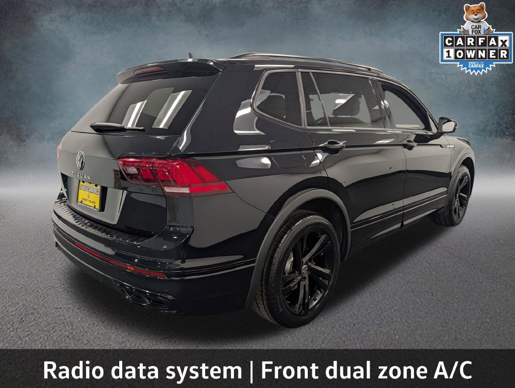 Used 2024 Volkswagen Tiguan SE R-Line FWD image 5