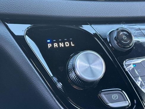 New 2026 Chrysler Voyager LX image 22