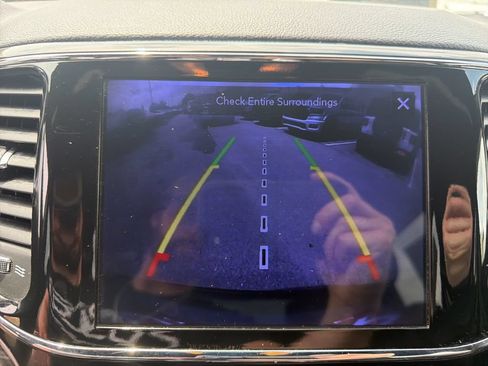 Used 2019 Jeep Grand Cherokee Altitude RWD image 36