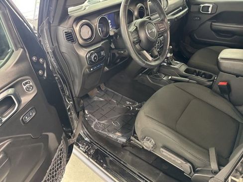 Used 2023 Jeep Wrangler Unlimited w/ Cold Weather Group AWD/4WD image 14