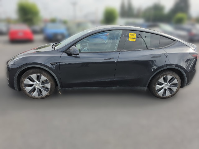 Used 2024 Tesla Model Y Long Range AWD/4WD image 12