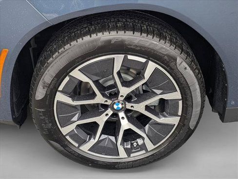 Used 2025 BMW X3 xDrive30i w/ Premium Package AWD/4WD image 9
