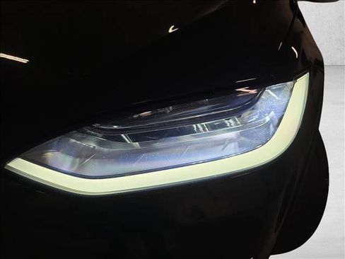 Used 2020 Tesla Model X Long Range AWD/4WD image 30