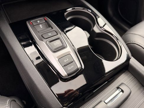 Used 2022 Honda Pilot Touring image 18