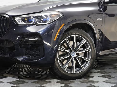 Certified 2023 BMW X5 xDrive45e w/ Executive Package image 3