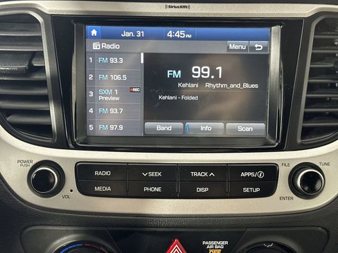 Used 2021 Hyundai Accent SEL image 20