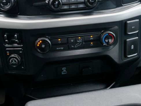 Used 2022 Ford F150 XLT w/ XTR Package image 29