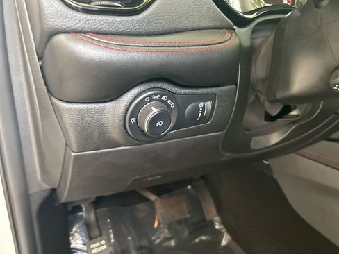 Certified 2023 Dodge Durango GT image 43