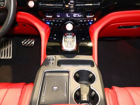 Used 2025 Acura MDX A-Spec image 29