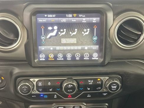 Used 2023 Jeep Wrangler Unlimited Rubicon 4xe w/ Cold Weather Group AWD/4WD image 14