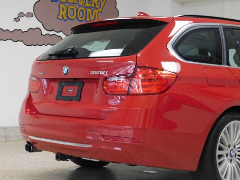 Used 2015 BMW 328i xDrive Wagon AWD/4WD image 64