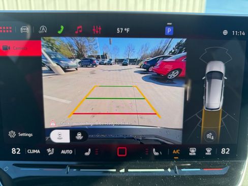 New 2026 Volkswagen Tiguan SE R-Line image 19