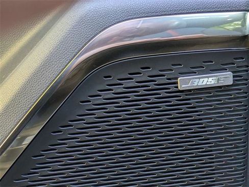 New 2026 Chevrolet Traverse RS image 13