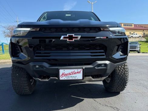 New 2026 Chevrolet Colorado ZR2 w/ Technology Package AWD/4WD image 3