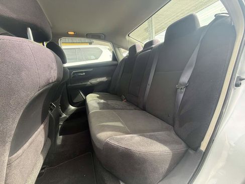 Used 2013 Nissan Altima 3.5 SV image 7