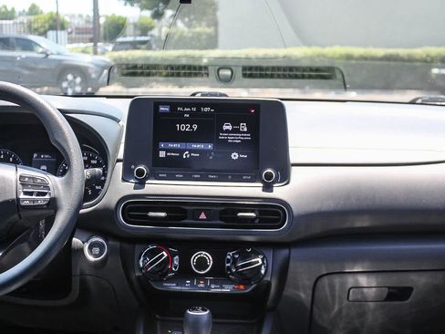 Used 2023 Hyundai Kona SEL AWD/4WD image 17