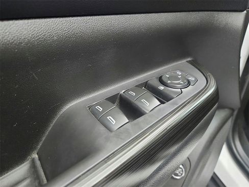 Used 2018 GMC Acadia SLT image 20