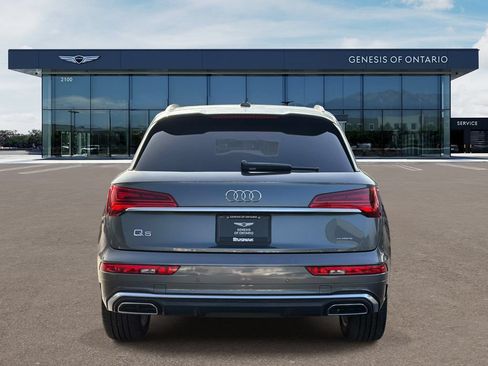 Used 2022 Audi Q5 2.0T Premium Plus w/ Premium Plus Package AWD/4WD image 6