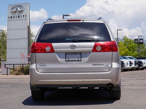 Used 2006 Toyota Sienna LE AWD/4WD image 7