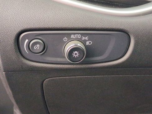Used 2025 Chevrolet Malibu LT FWD image 23