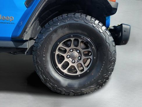 Used 2023 Jeep Wrangler Unlimited Rubicon 392 AWD/4WD image 32
