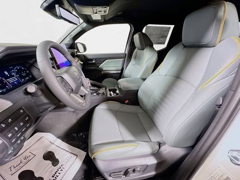 Certified 2026 Toyota Tacoma Trailhunter w/ Tow Tech Package image 17