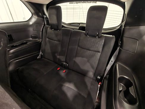 Used 2015 Nissan Pathfinder S AWD/4WD image 29