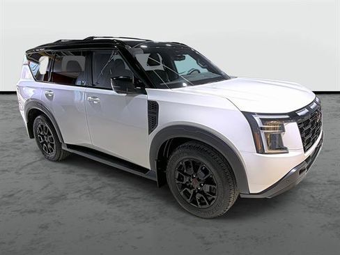 Used 2025 Nissan Armada PRO-4X AWD/4WD image 5