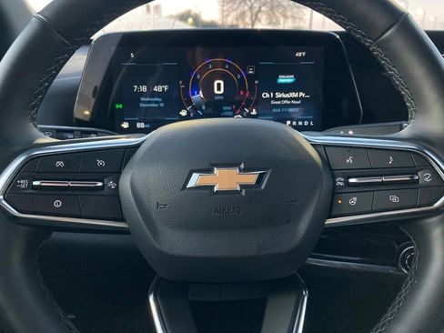 Used 2025 Chevrolet Equinox LT image 17