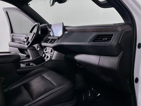 Used 2021 Chevrolet Suburban LT image 41