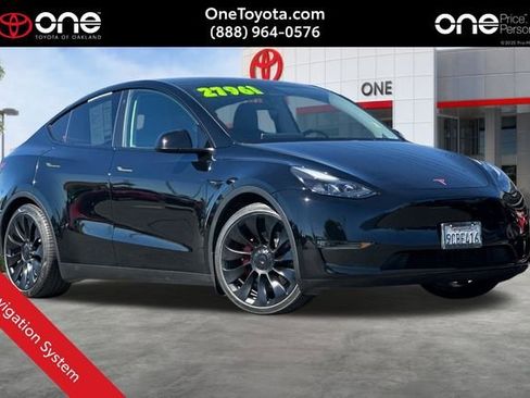 Used 2022 Tesla Model Y Performance image 1