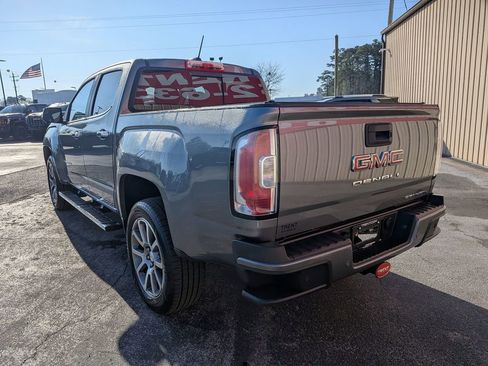 Certified 2022 GMC Canyon Denali image 3