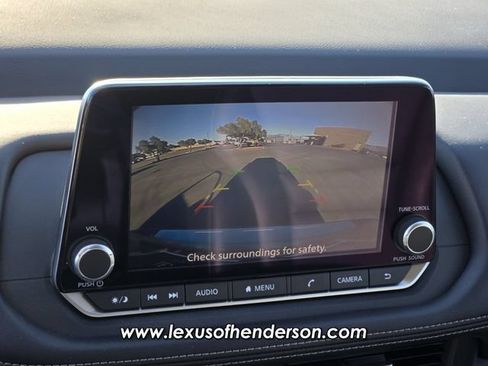 Used 2025 Nissan Rogue SV w/ SV Premium Package FWD image 27